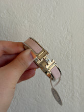 Load image into Gallery viewer, Hermes - Clic H Bracelet  - Silver/Rose Candeur - PM (xs/s) - RRP$1235 - As new
