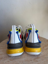 Load image into Gallery viewer, Gucci - Run lovelight Sneakers - White - 39
