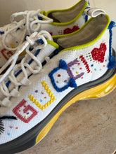 Load image into Gallery viewer, Gucci - Run lovelight Sneakers - White - 39
