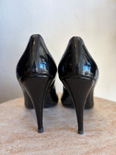 Load image into Gallery viewer, Prada - Patent Leather Pointy Heels - Black - 40
