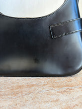 Load image into Gallery viewer, Salvatore Ferragamo - Gancini Leather Shoulder bag - Black - S
