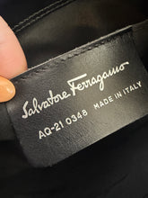Load image into Gallery viewer, Salvatore Ferragamo - Gancini Leather Shoulder bag - Black - S
