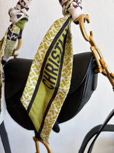 Load image into Gallery viewer, Dior - Printed Silk Mitzah Twilly - Green - s
