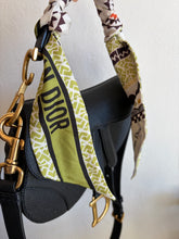 Load image into Gallery viewer, Dior - Printed Silk Mitzah Twilly - Green - s
