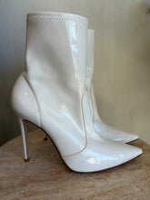Load image into Gallery viewer, Gianvito Rossi - Vinyl Imogen Ankle Boots - White - RRP$1337 - 41
