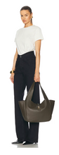 Load image into Gallery viewer, YSL - Le 5 à 7 Bea Tote - Olive Green Leather - M - RRP$5,805 - NEW
