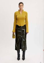 Load image into Gallery viewer, Gestuz - Yasmia Zip Jumper - Amber Green - L
