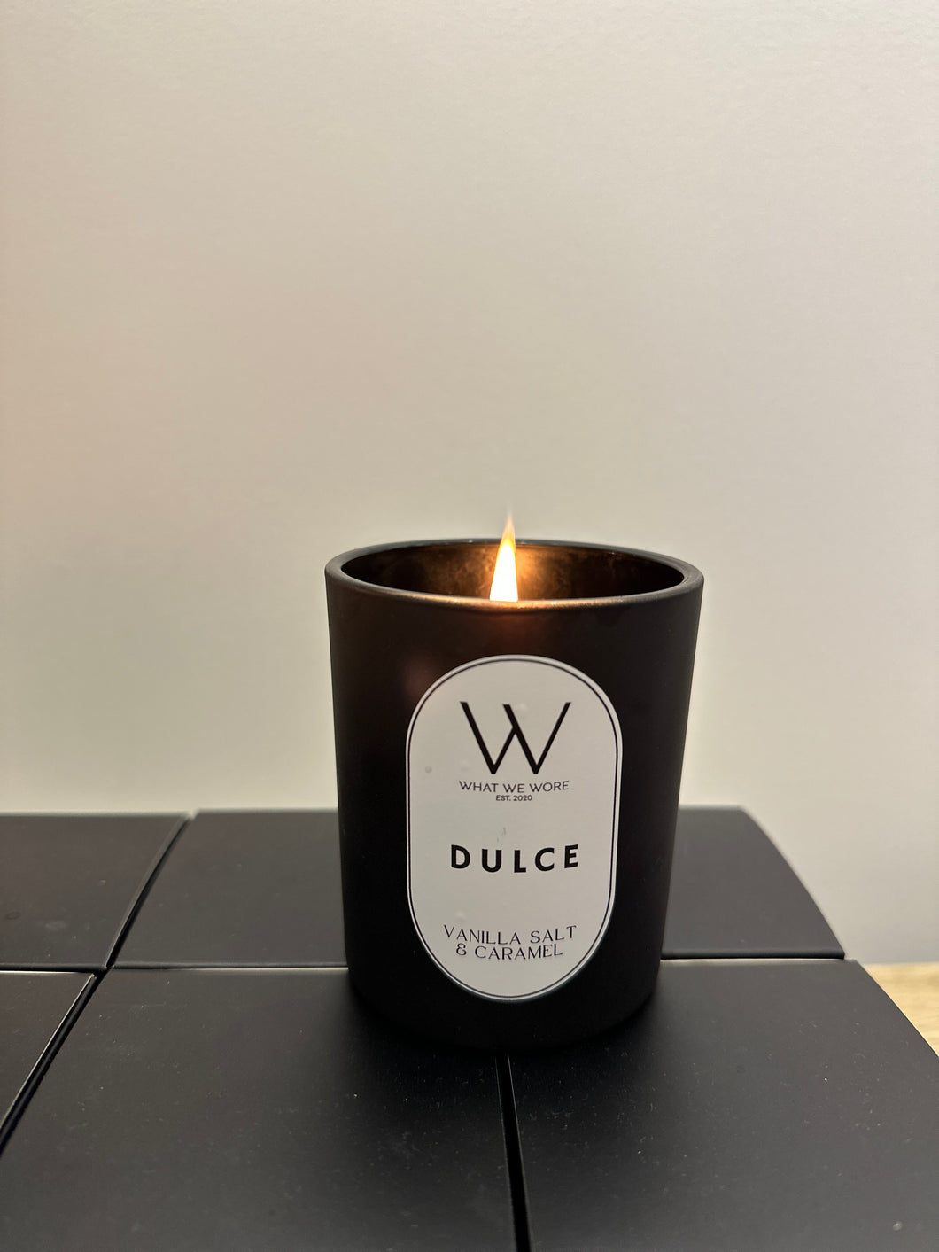 What We Wore - Dulce - Vanila Salt Caramel Candle
