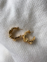 Load image into Gallery viewer, éthéréé collection - Melted dream Earrings
